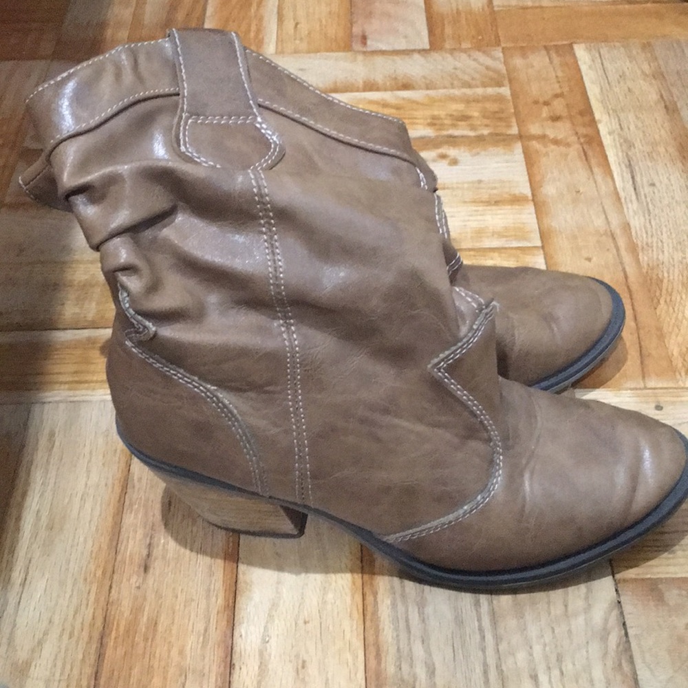 Brown boots